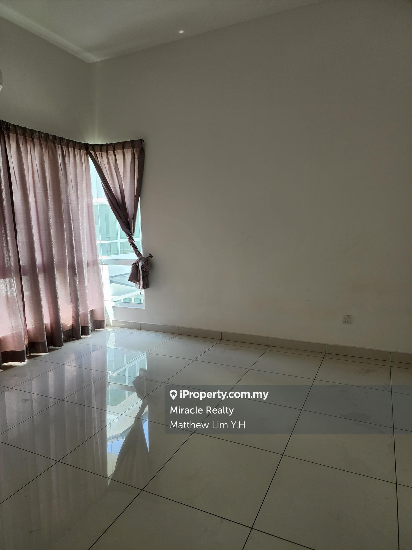 Rumah Berkembar untuk Dijual di Ambang Botanic, Klang oleh Matthew Lim Y.H - iProperty.com.my