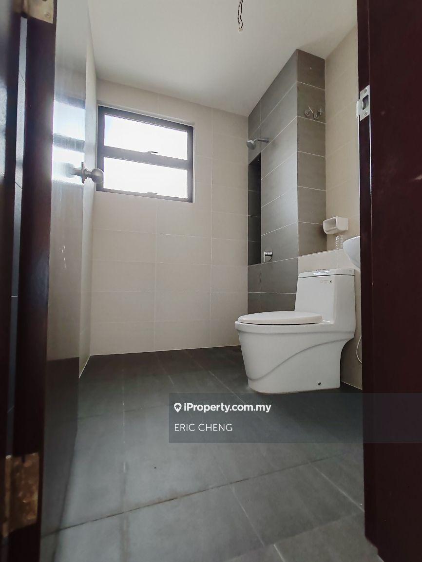 Rumah Berangkai 3 Tingkat untuk Dijual di Setia Utama, Setia Alam oleh ERIC CHENG - iProperty.com.my