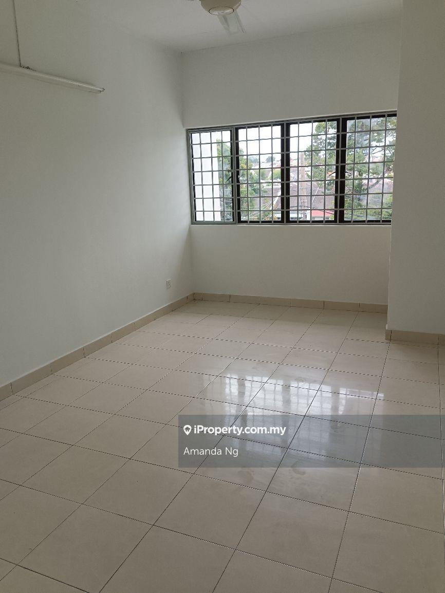 Rumah Berangkai 2 Tingkat untuk Disewa di Bandar Utama 12, Bandar Utama oleh Amanda Ng - iProperty.com.my