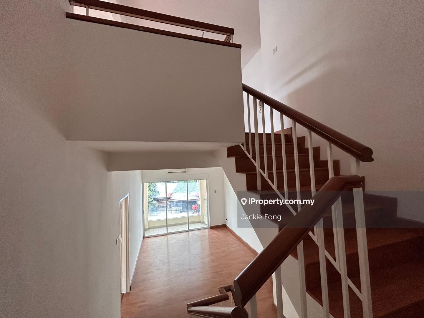 Rumah Berangkai 3 Tingkat untuk Dijual di Mont Kiara, Kuala Lumpur oleh Jackie Fong - iProperty.com.my