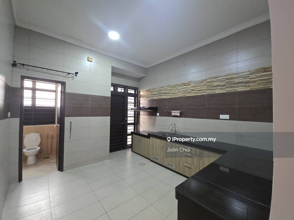 Rumah Berangkai 2 Tingkat untuk Dijual di Bandar Kinrara Seksyen 5, Bandar Kinrara oleh Jolin Choi - iProperty.com.my