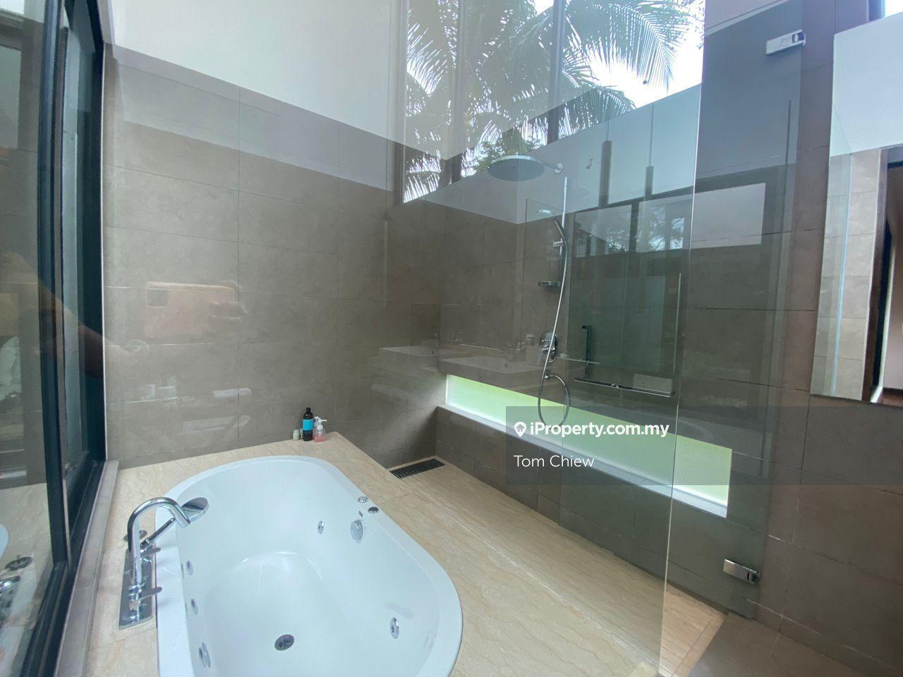 Banglo untuk Dijual di Leisure Farm, Gelang Patah oleh Tom Chiew - iProperty.com.my