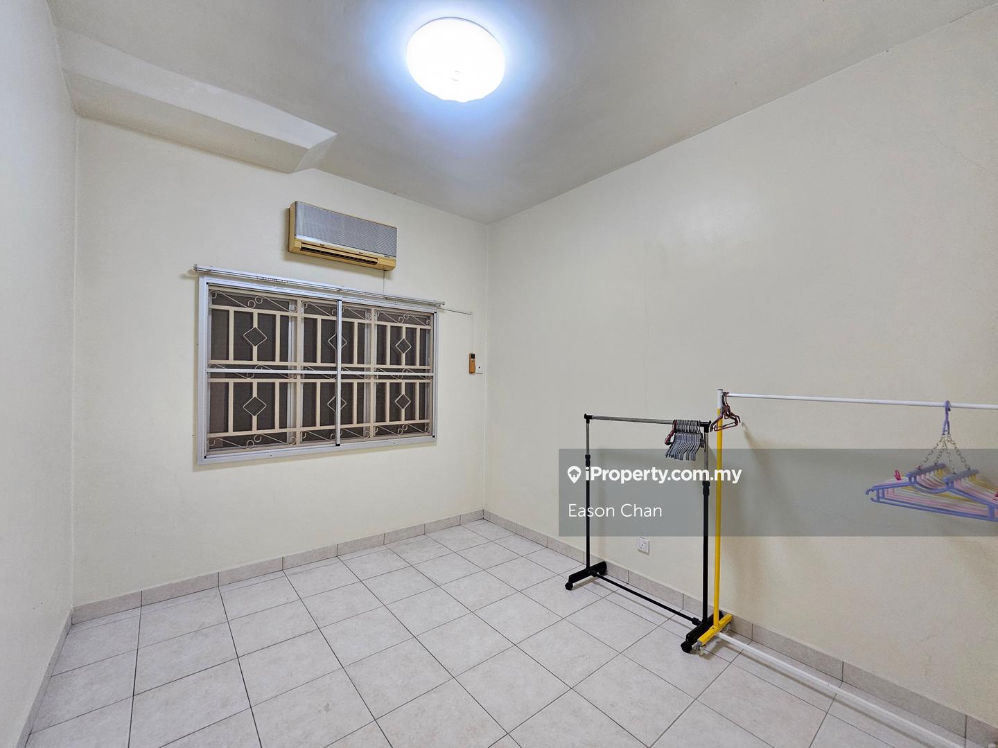 Rumah Bandar untuk Dijual di Taman Lagenda Mas, Cheras oleh Eason Chan - iProperty.com.my