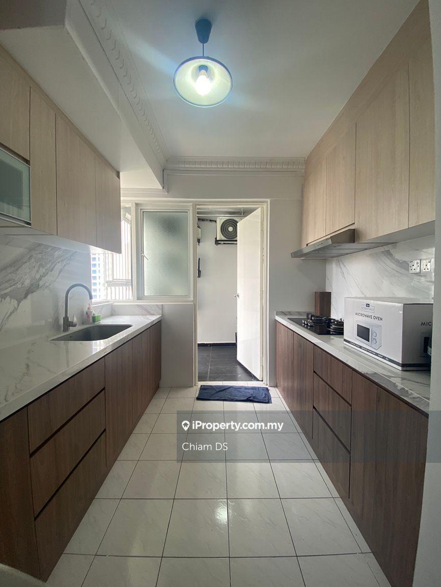 Condominium for Rent in Mont Kiara Pines by Chiam DS - iProperty.com.my