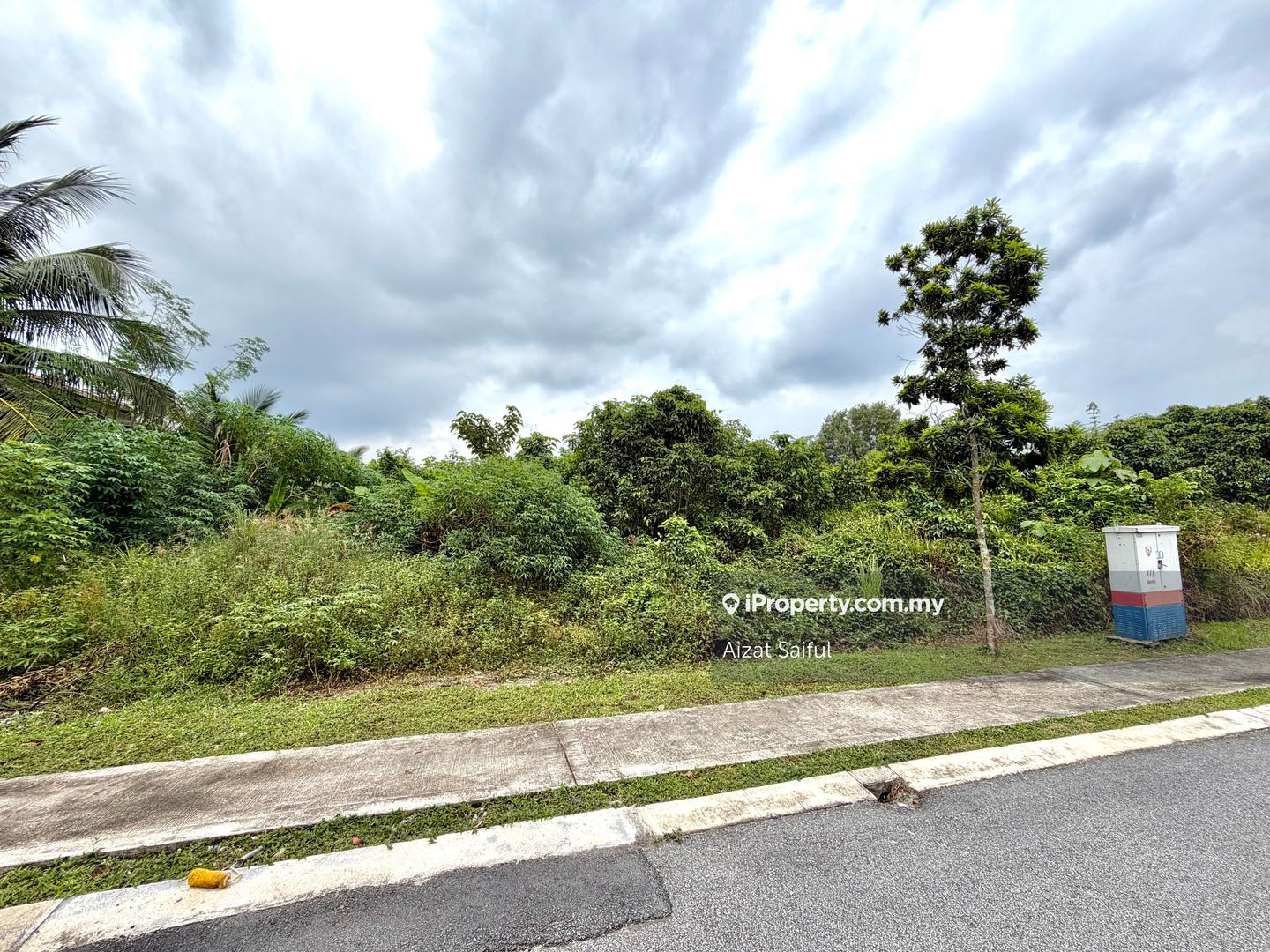 Residential Land for Sale in Bayu Lakehomes, Mantin by Aizat Saiful - iProperty.com.my