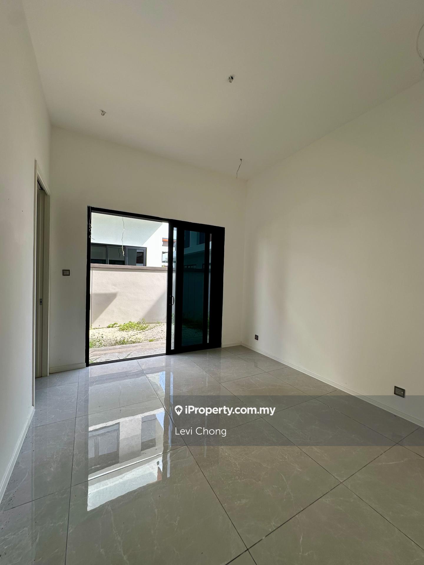 Semi-Detached House for Sale in Bandaraya Ipoh, Ipoh by Levi Chong - iProperty.com.my