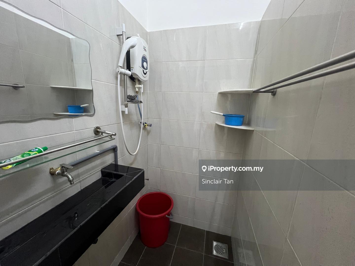 Rumah Berangkai 1 Tingkat untuk Dijual di Bukit Beruang, Bukit Baru oleh Geoffery Wee - iProperty.com.my