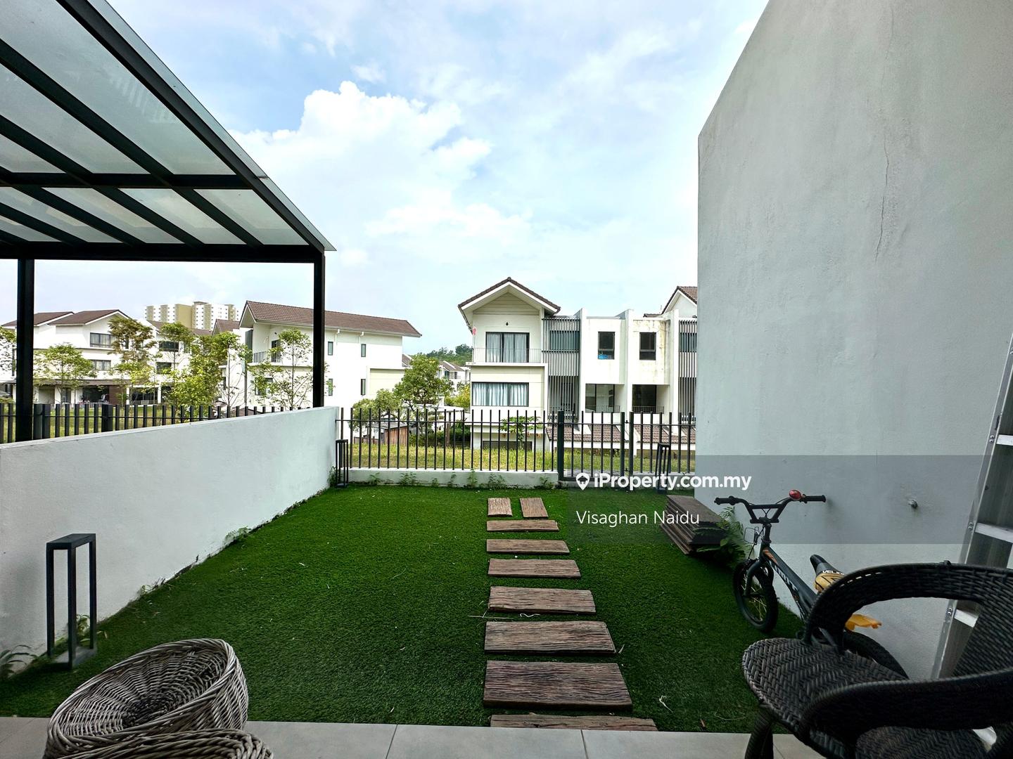 Rumah Berangkai 3 Tingkat untuk Disewa di Tamansari, Rawang oleh Visaghan Naidu - iProperty.com.my