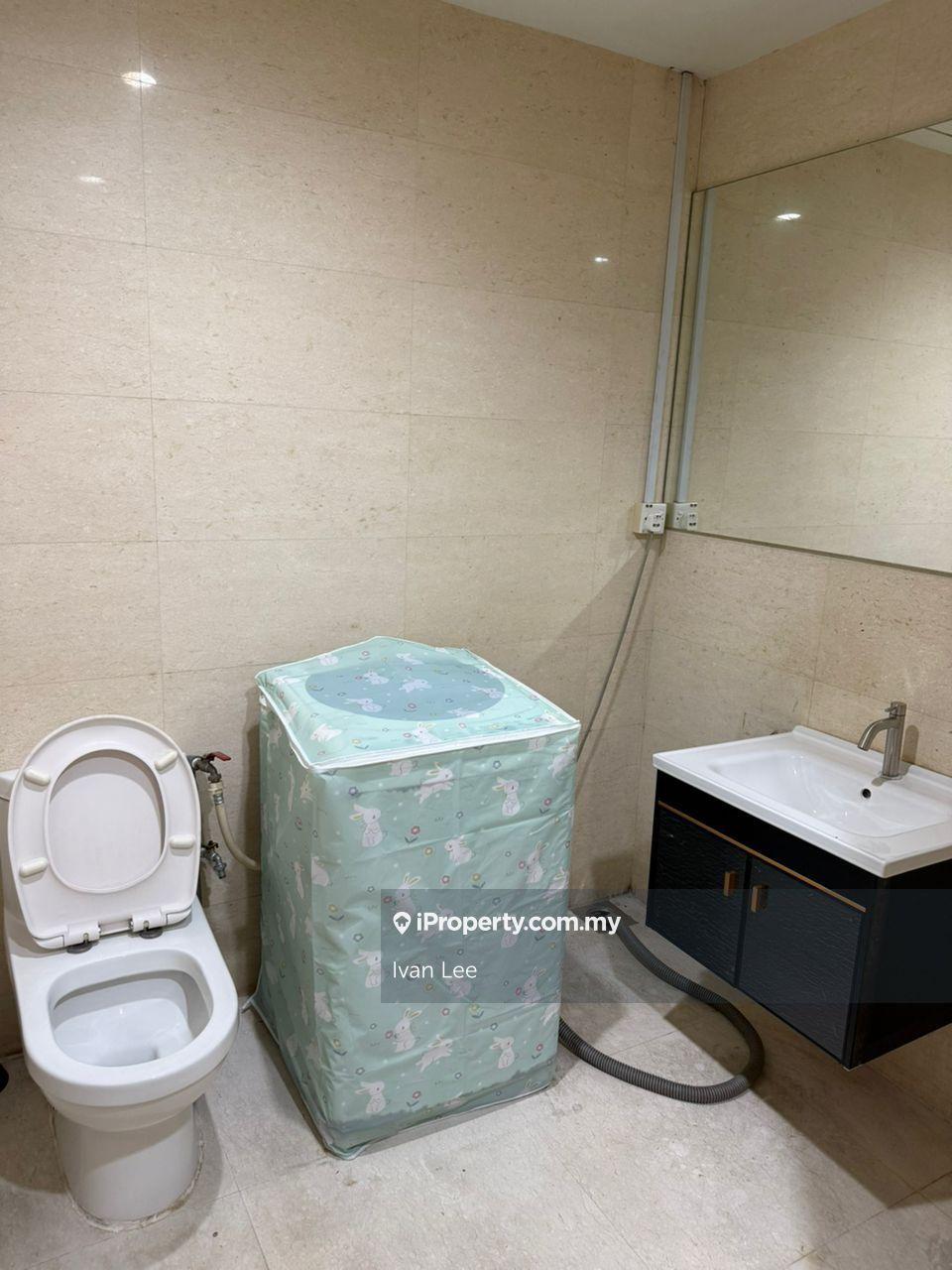 Service Residence for Rent in Regalia Residence by Ivan Lee - iProperty.com.my