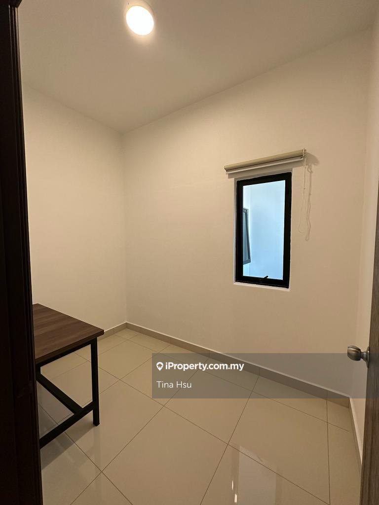 Service Residence for Sale in Molek Regency by Tina Hsu - iProperty.com.my