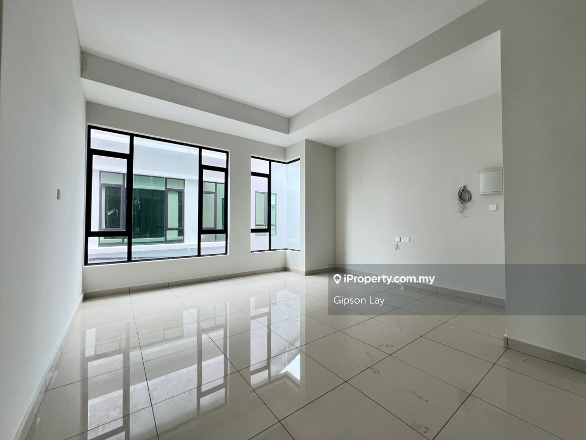 Rumah Berangkai 2 Tingkat untuk Dijual di Taman Tasik Indah, Kluang oleh Gipson Lay - iProperty.com.my