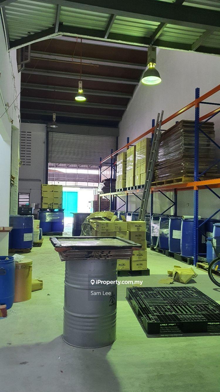 Terrace Factory for Sale in Taman Industri Sungai Buloh, Kota Damansara by Sam Lee - iProperty.com.my