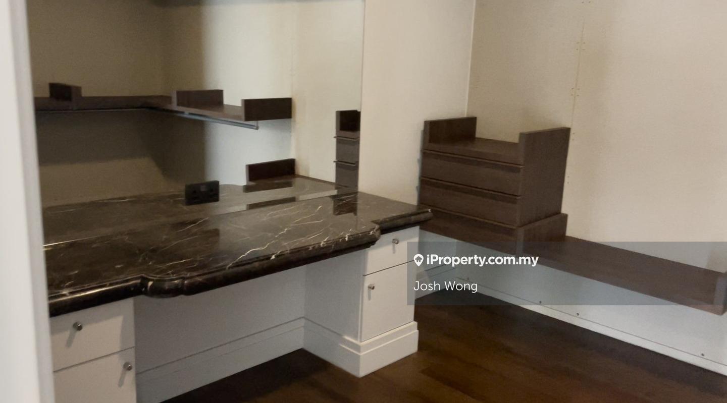 Service Residence for Sale in St Regis by Josh Wong - iProperty.com.my