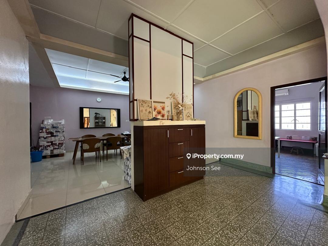Bungalow House for Sale in Seksyen 5, Jalan Gasing, Bukit Gasing, PJ, Petaling Jaya by Johnson See - iProperty.com.my