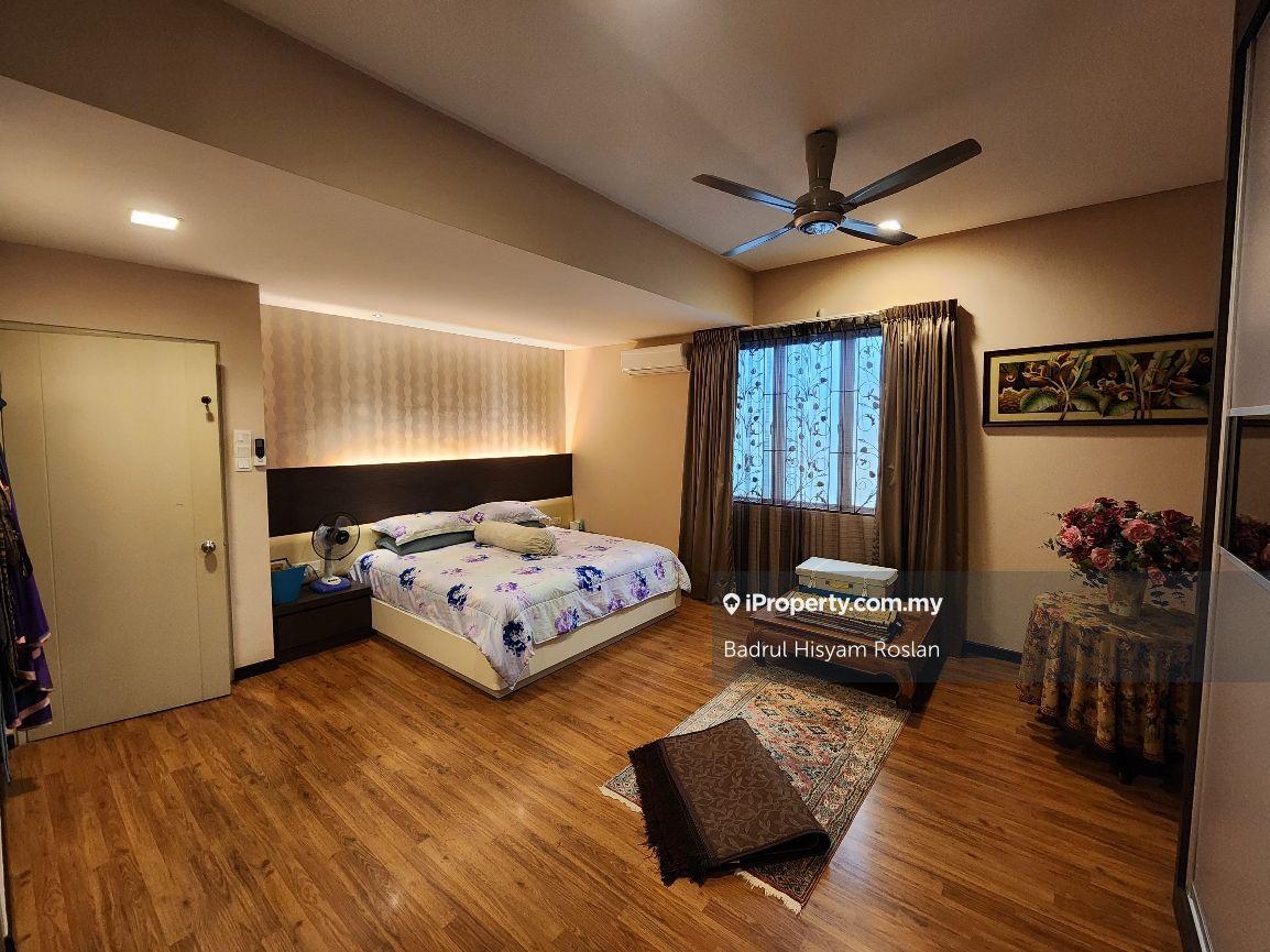Semi-Detached House for Sale in Anjung Suasana Bandar Seri Putra Bangi, Bangi by Badrul Hisyam Roslan - iProperty.com.my