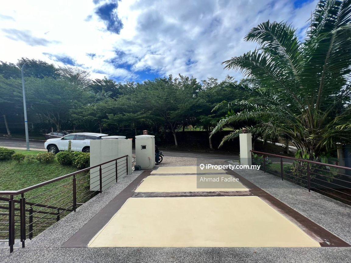 Banglo untuk Dijual di Kayangan Heights, Shah Alam oleh Ahmad Fadlee - iProperty.com.my