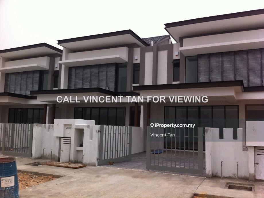 Rumah Berangkai 2 Tingkat untuk Dijual di ELMINA GARINIA CRESSIDA East Garden West Valley, Shah Alam oleh Vincent Tan - iProperty.com.my