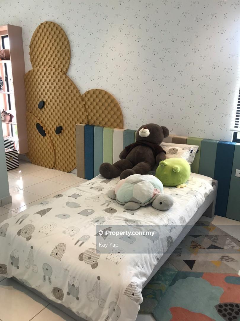 Rumah Berangkai 2 Tingkat untuk Dijual di Kota Bayuemas, Klang oleh Kay Yap - iProperty.com.my