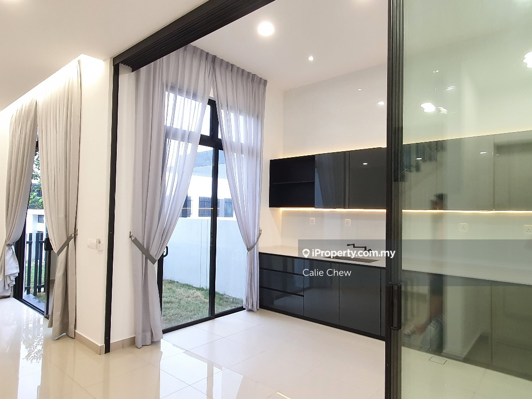 Rumah Berkembar untuk Dijual di Eco Ardence, Setia Alam oleh Calie Chew - iProperty.com.my