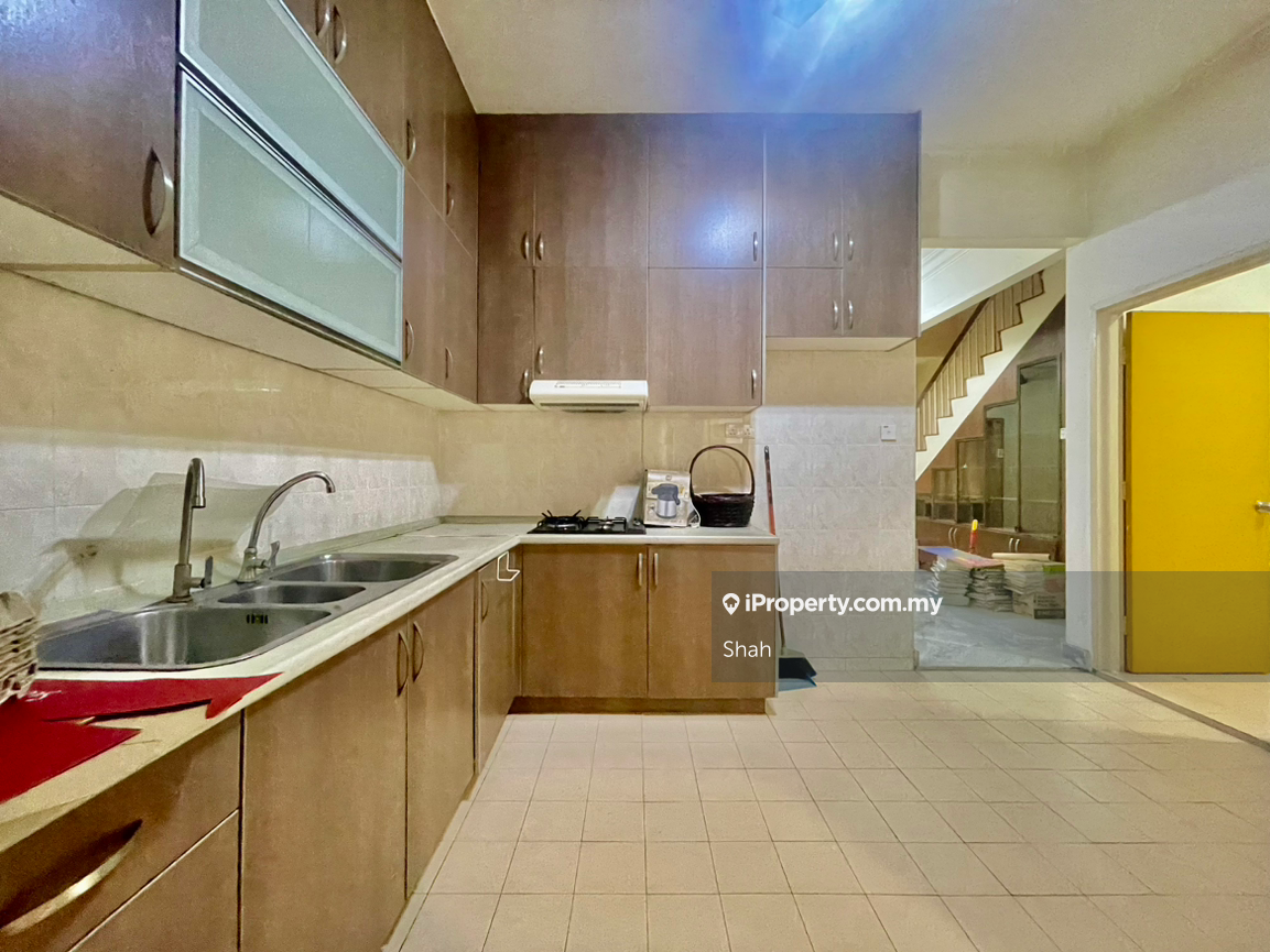 Rumah Berangkai 2 Tingkat untuk Dijual di Kelana Jaya, Petaling Jaya oleh Shah - iProperty.com.my