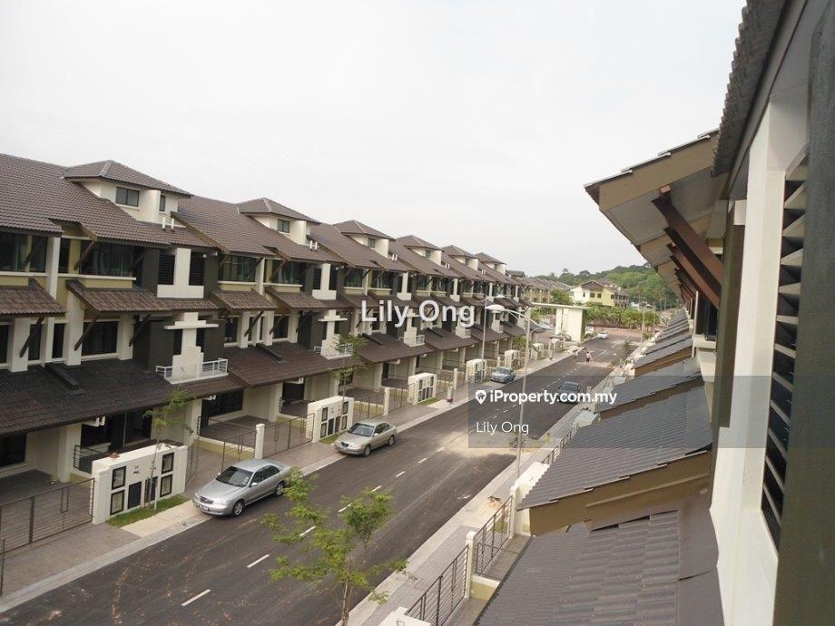 3-storey Terraced House for Sale in SOUTHBAY RESIDENCE, Batu Maung by Lily Ong - iProperty.com.my
