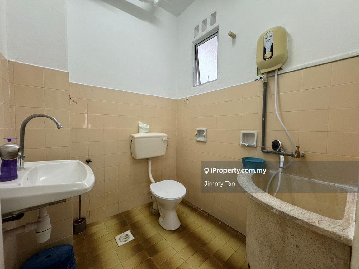 Apartment for Sale in Lily & Rose by Jimmy Tan - iProperty.com.my