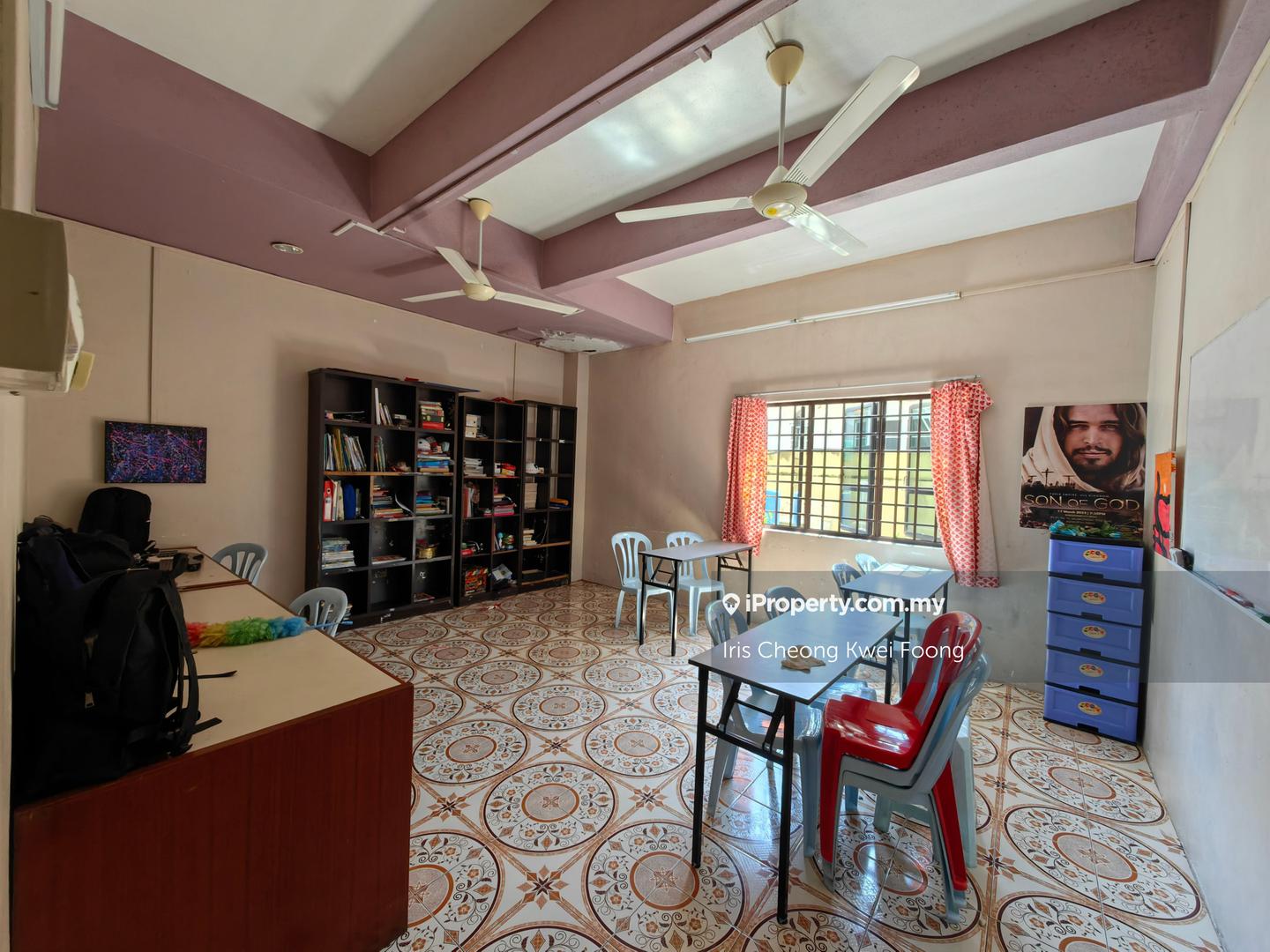 Bungalow House for Sale in Buntong 2, Ipoh by Iris Cheong Kwei Foong - iProperty.com.my