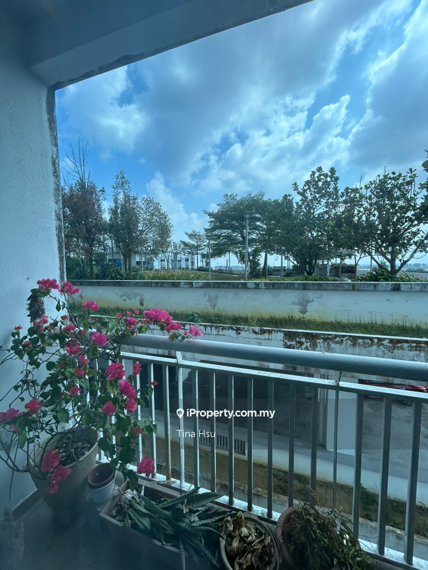 Service Residence for Sale in Sky Gardens Residences by Tina Hsu - iProperty.com.my