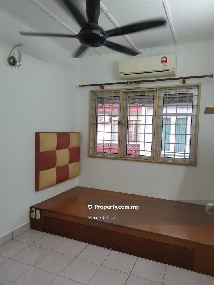 Rumah Berangkai 2 Tingkat untuk Dijual di Puchong Utama (Seksyen 8), Puchong oleh Kentz Chew - iProperty.com.my