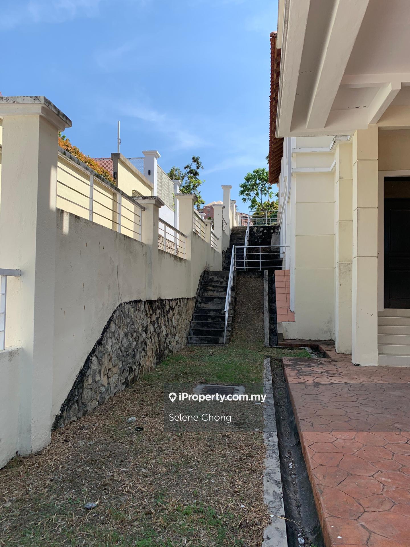 Bungalow House for Sale in Sungai Long, Bandar Sungai Long by Selene Chong - iProperty.com.my