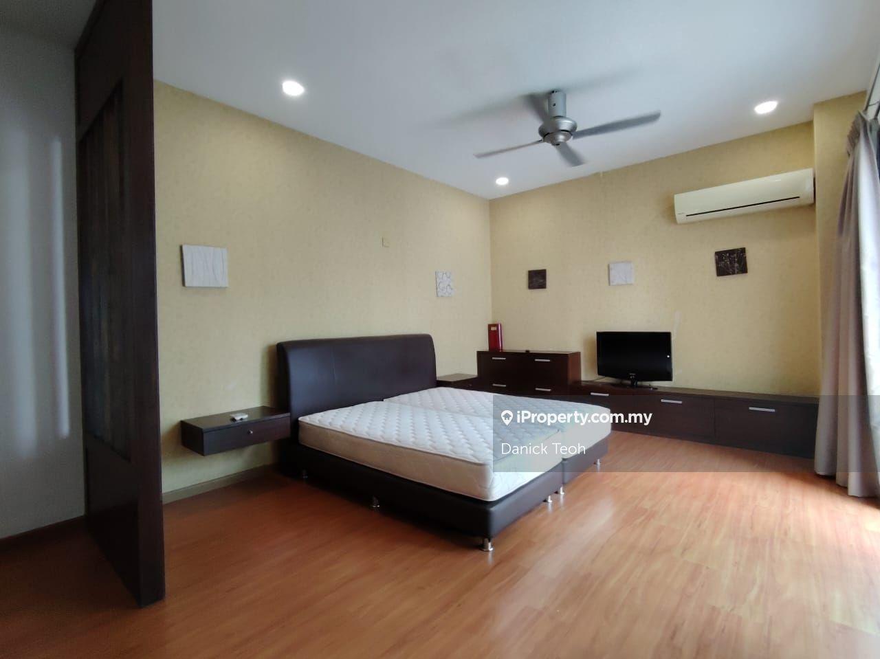 Condominium for Sale in Tanjung Beach Condominium by Danick Teoh - iProperty.com.my