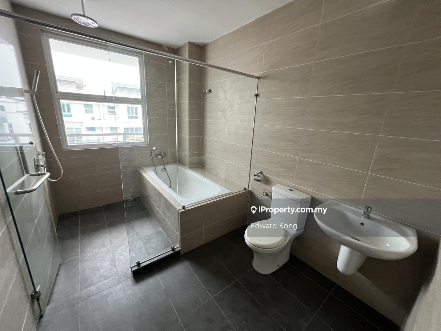 Rumah Bandar untuk Dijual di Saujana Rawang, Rawang oleh Edward Kong - iProperty.com.my