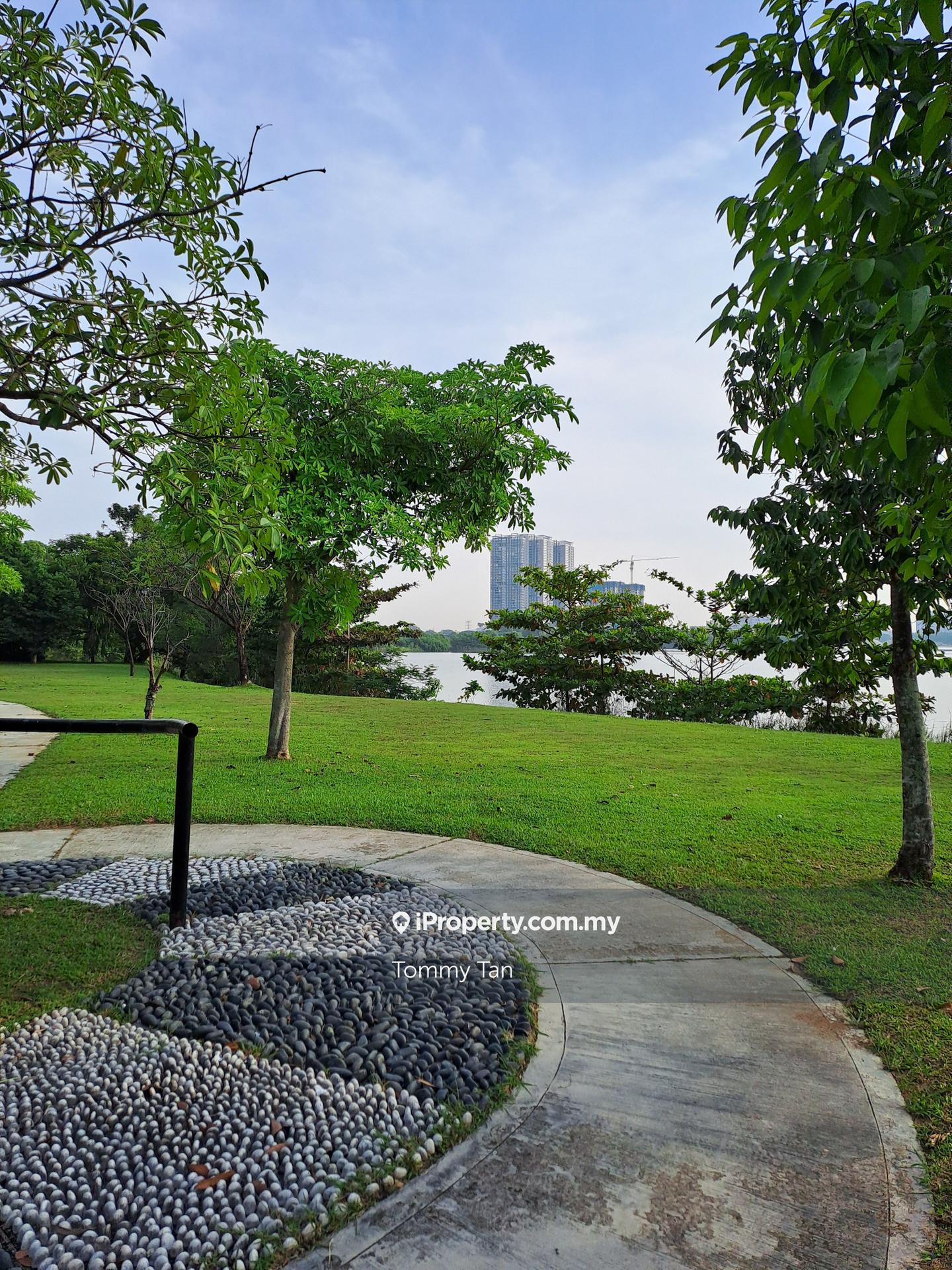 Rumah Bandar untuk Dijual di Taman Tasik Prima, Puchong oleh Tommy Tan - iProperty.com.my