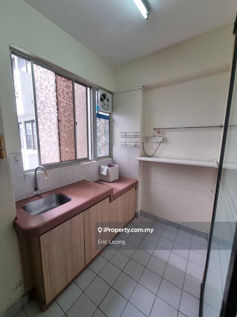 Kondominium untuk Dijual di Kelana D'Putera oleh Eric Leong - iProperty.com.my