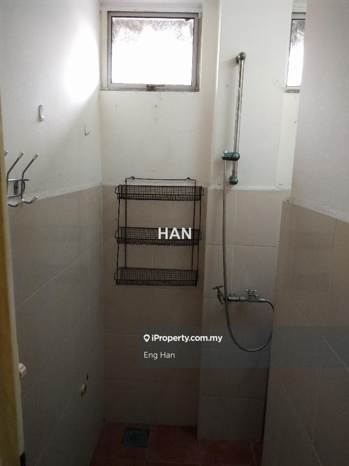 Rumah Pangsa untuk Dijual di Kuchai Entrepreneurs Park oleh Eng Han - iProperty.com.my