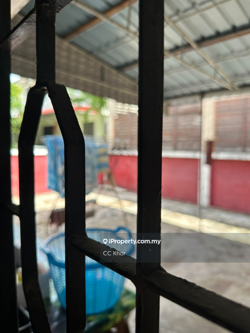 Semi-Detached House for Sale in Chabang Tiga, Kuala Terengganu by CC Khor - iProperty.com.my