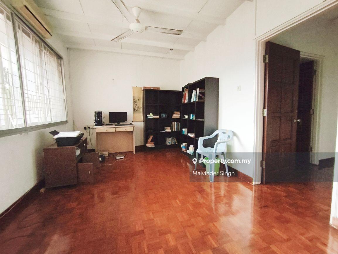 Banglo untuk Dijual di Ukay Heights, Ampang oleh Mel Walia - iProperty.com.my