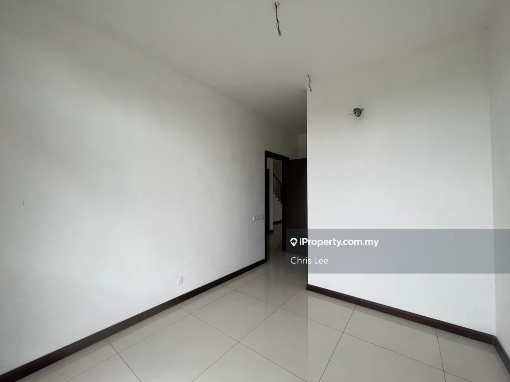 Rumah Berkembar untuk Dijual di Eco Sanctuary, Telok Panglima Garang oleh Chris Lee - iProperty.com.my