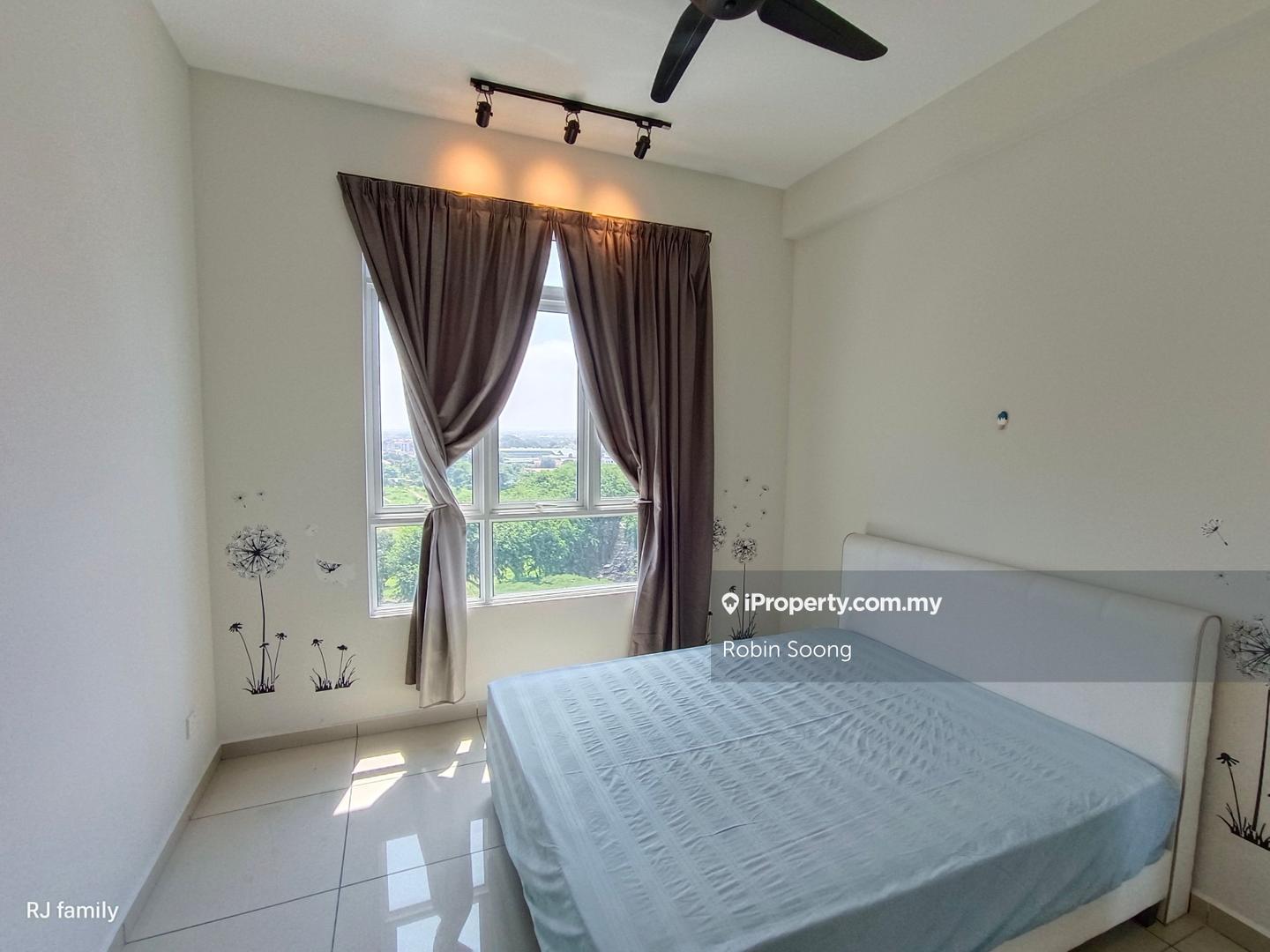 Service Residence for Sale in Parkland Residence by Robin Soong - iProperty.com.my