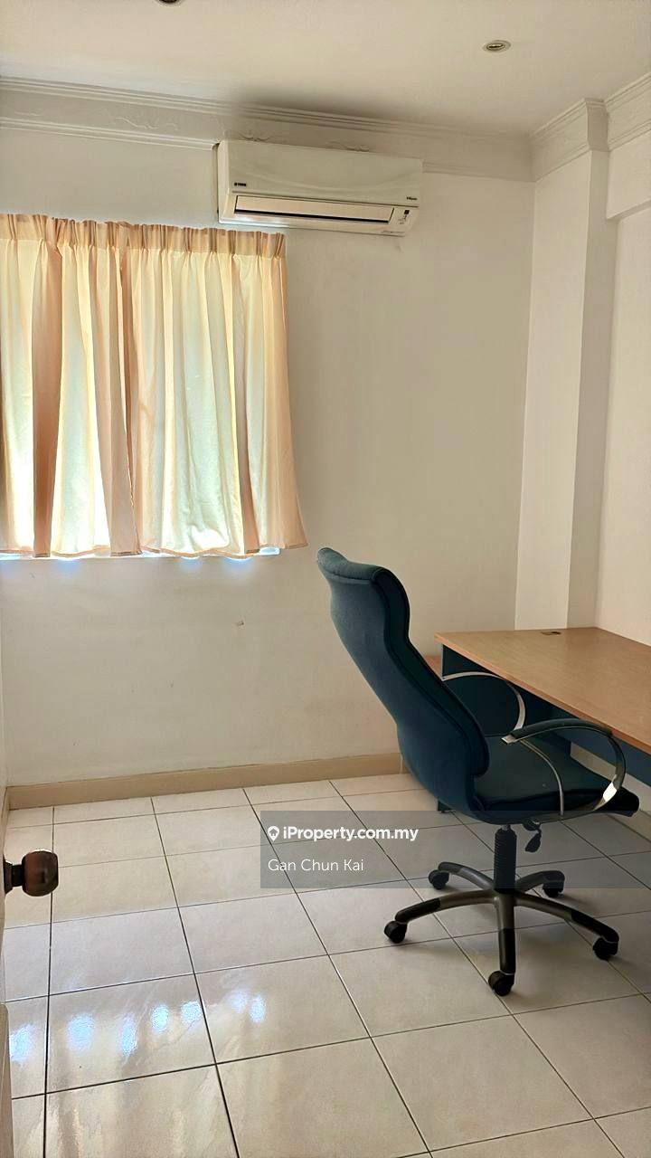 Condominium for Rent in Gold Coast Resort Condominium by Gan Chun Kai - iProperty.com.my