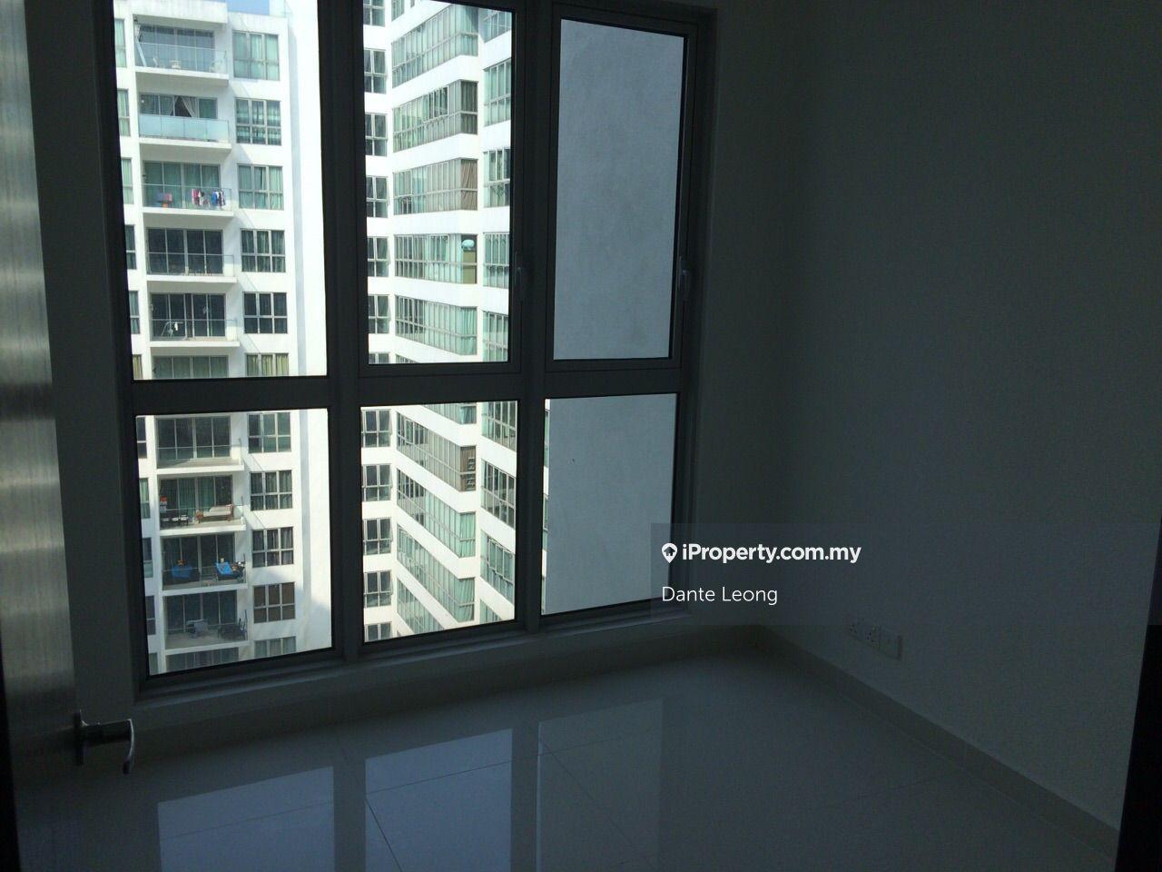 Service Residence for Sale in Regalia Residence by Dante Leong - iProperty.com.my