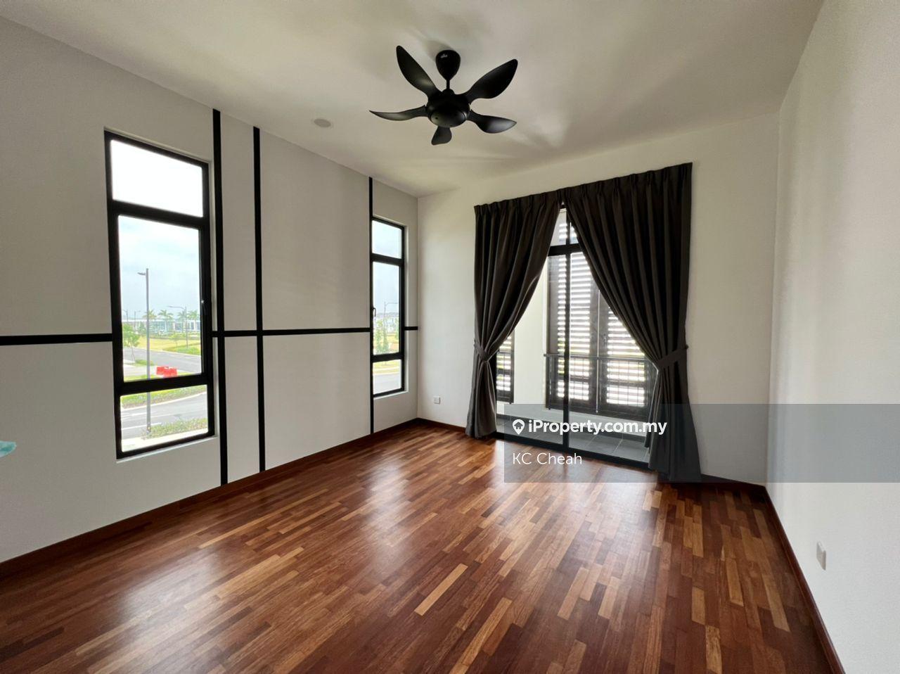 Banglo untuk Disewa di CORNER BUNGALOW at PREMIUIM LOCATION, Puncak Alam oleh KC Cheah - iProperty.com.my