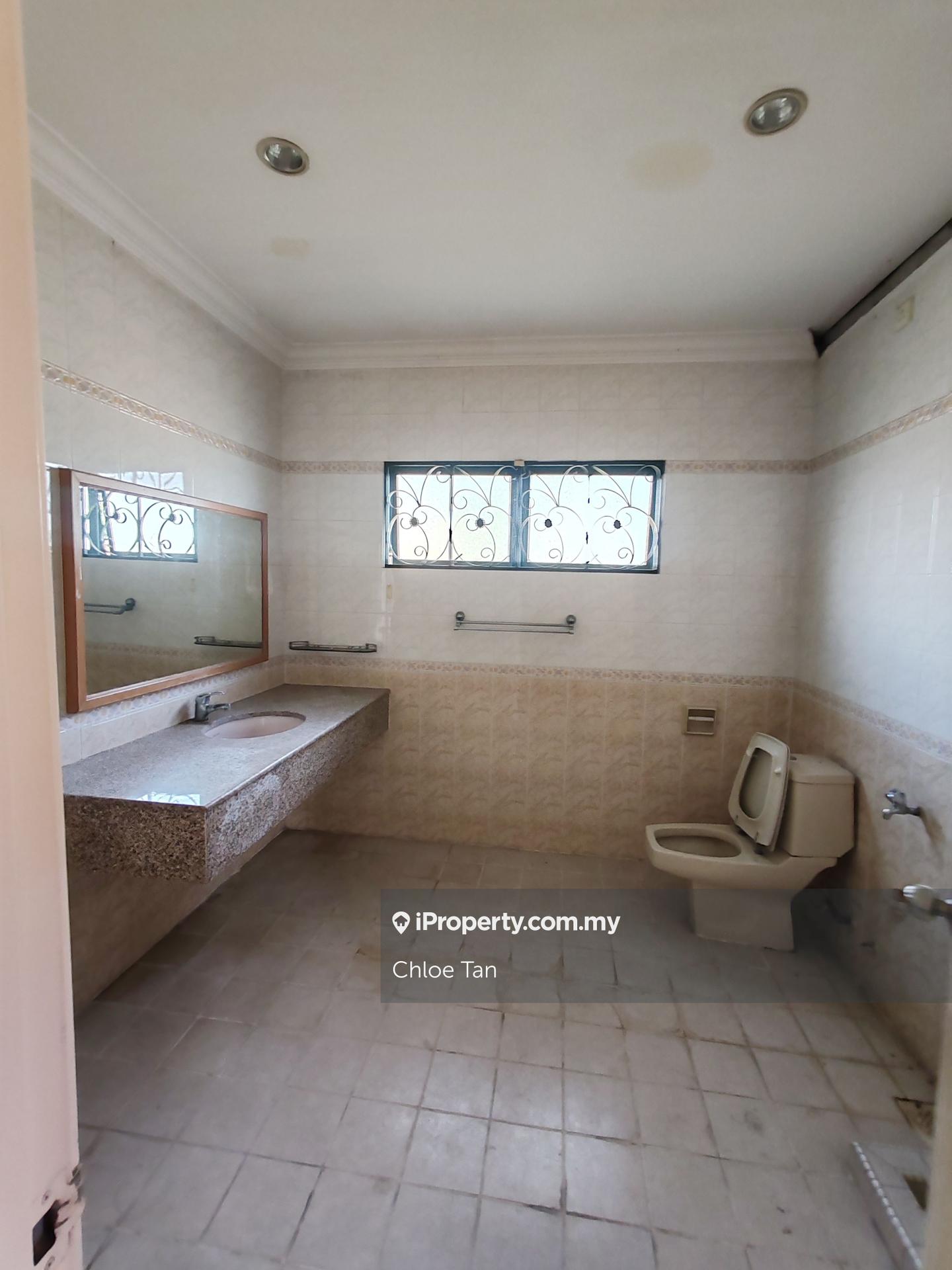 Banglo untuk Dijual di Kota Kemuning, Shah Alam oleh Chloe Tan - iProperty.com.my