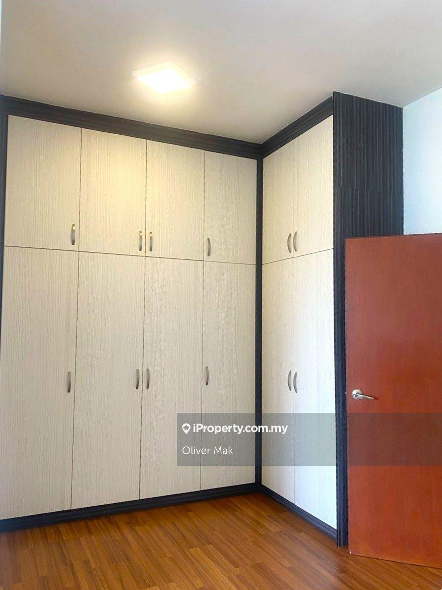 Kondominium untuk Dijual di KM1 West oleh Oliver Mak - iProperty.com.my