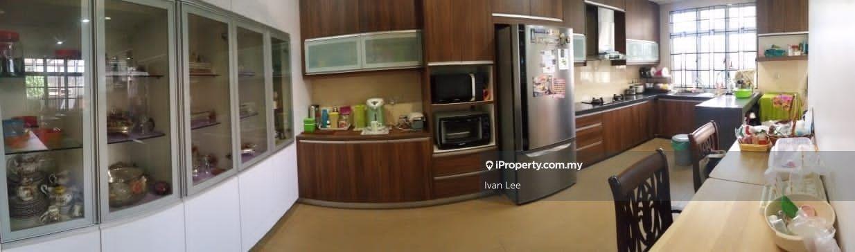 Semi-Detached House for Sale in Kelana Jaya, Petaling Jaya by Ivan Lee - iProperty.com.my