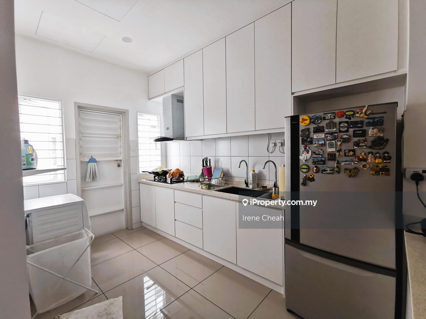 Rumah Berangkai 2 Tingkat untuk Dijual di Bandar Rimbayu, Telok Panglima Garang oleh Irene Cheah - iProperty.com.my