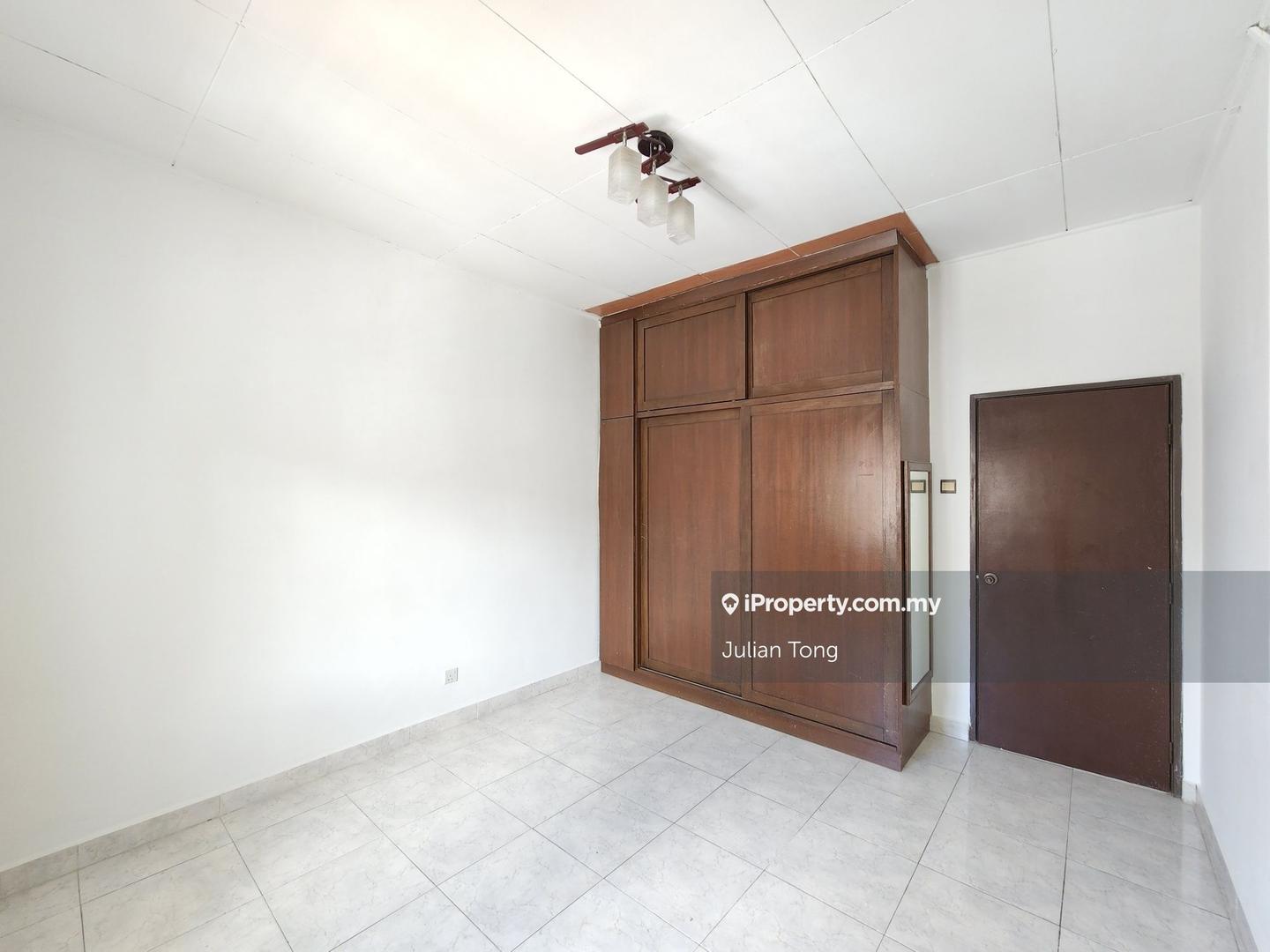 Townhouse for Rent in Taman Wahyu, Jalan Ipoh by Julian Tong - iProperty.com.my