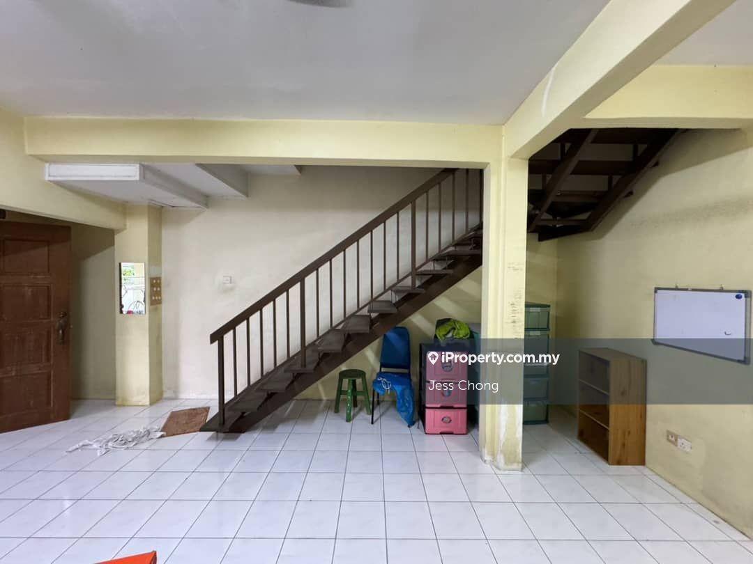 2-storey Terraced House for Sale in Bandar Putra Permai, Seri Kembangan by Jess Chong - iProperty.com.my