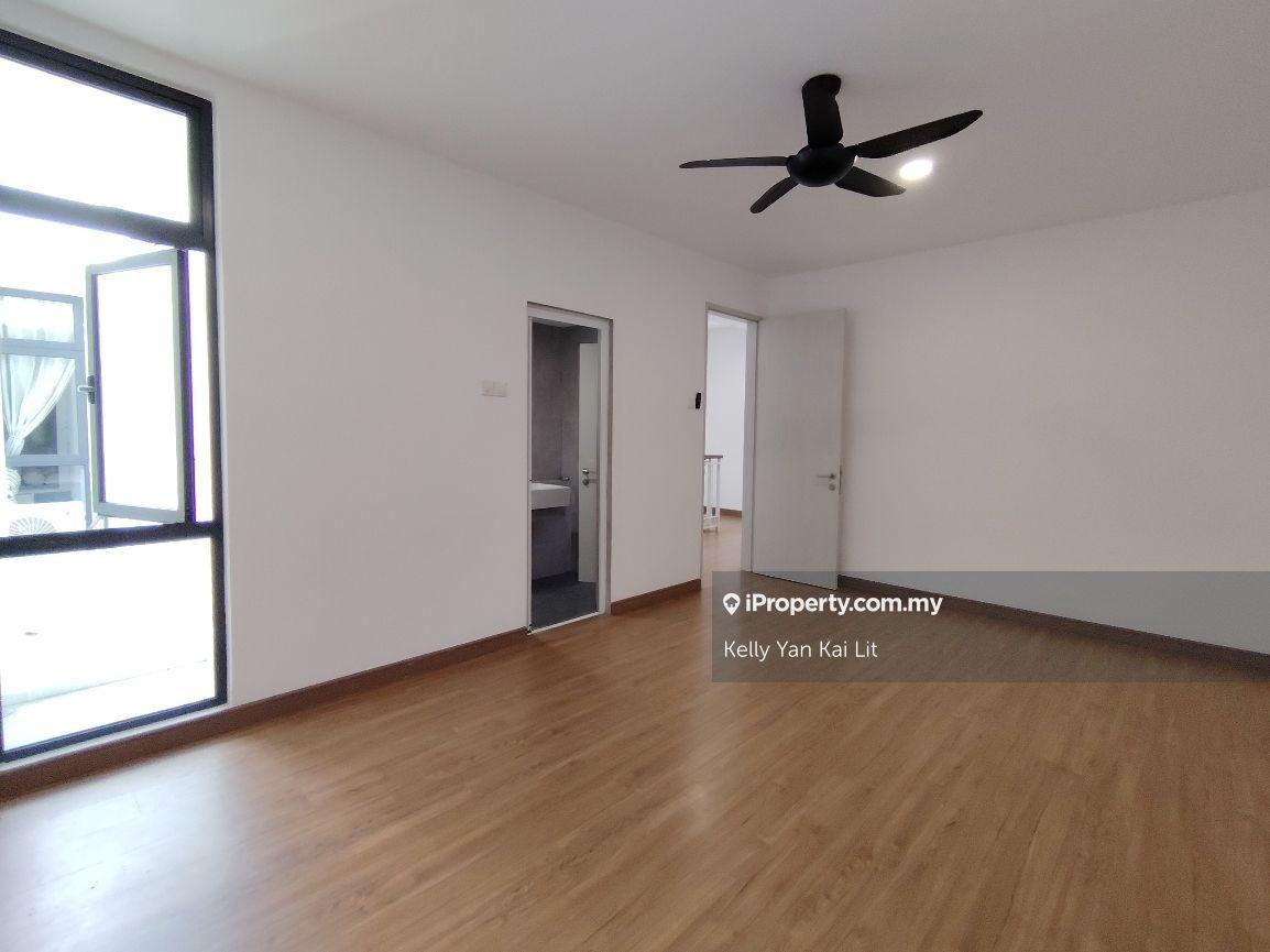 3-storey Terraced House for Sale in Park Residence, Seri Kembangan by Kelly Yan Kai Lit - iProperty.com.my