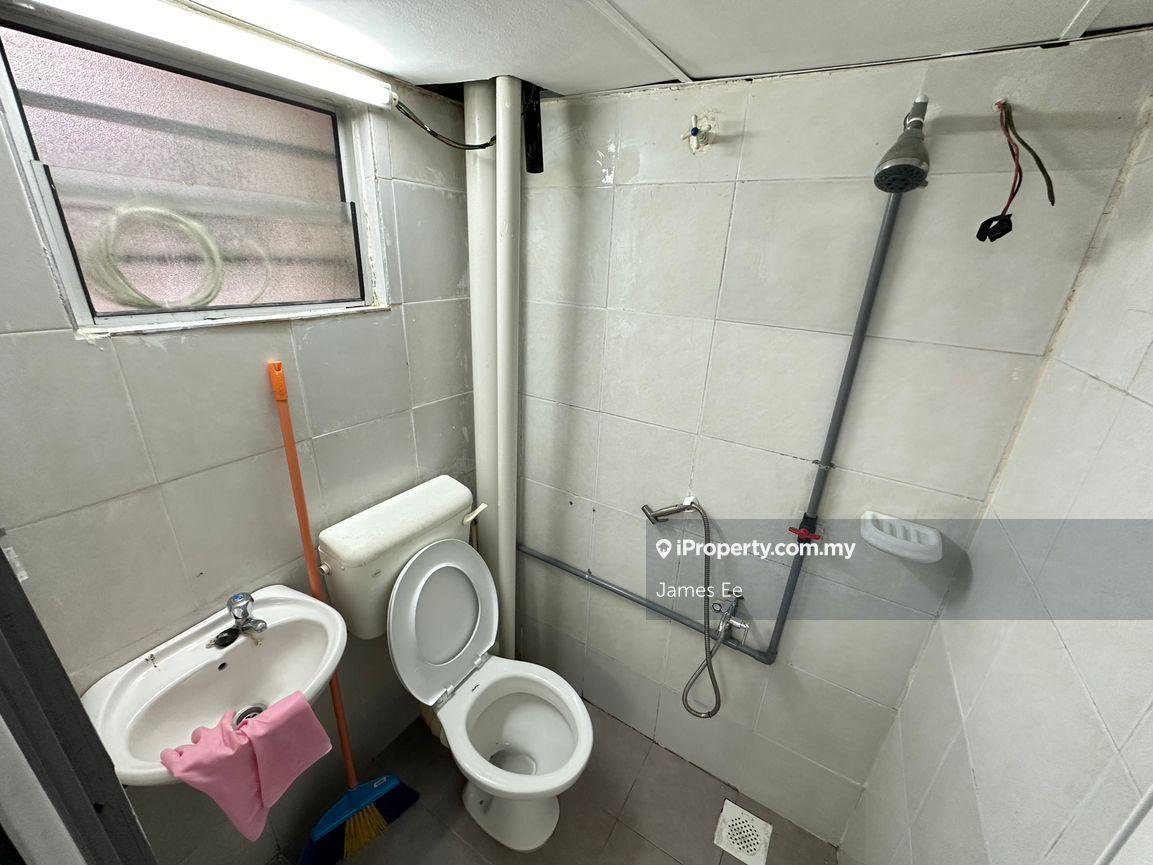 Flat for Rent in Damai Utama by James Ee - iProperty.com.my